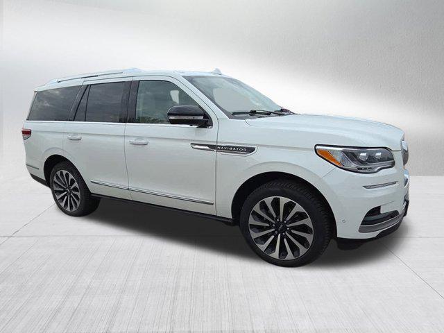 used 2022 Lincoln Navigator car, priced at $56,997