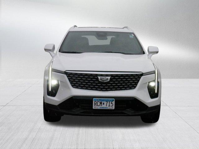 new 2024 Cadillac XT4 car