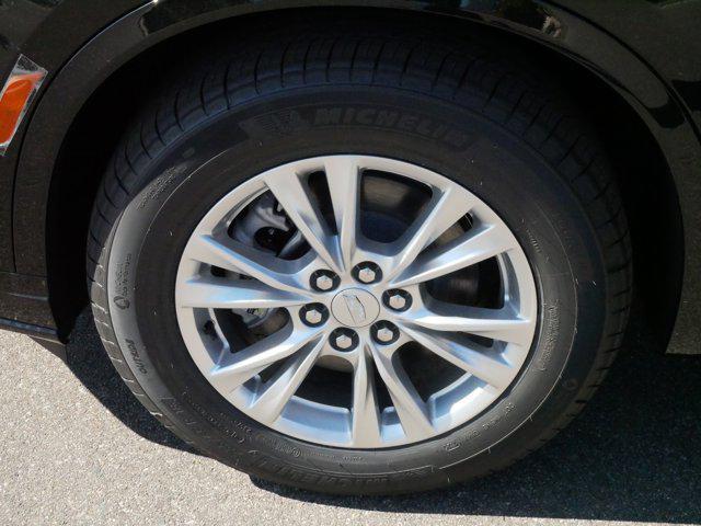 new 2025 Cadillac XT6 car, priced at $45,080