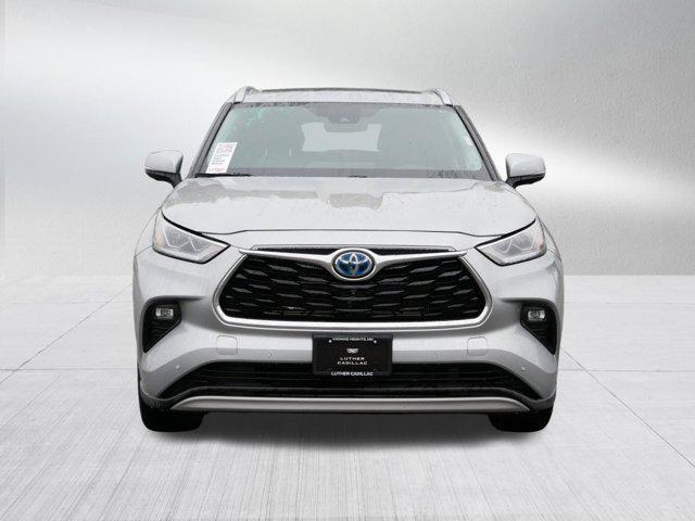 used 2023 Toyota Highlander Hybrid car, priced at $45,397