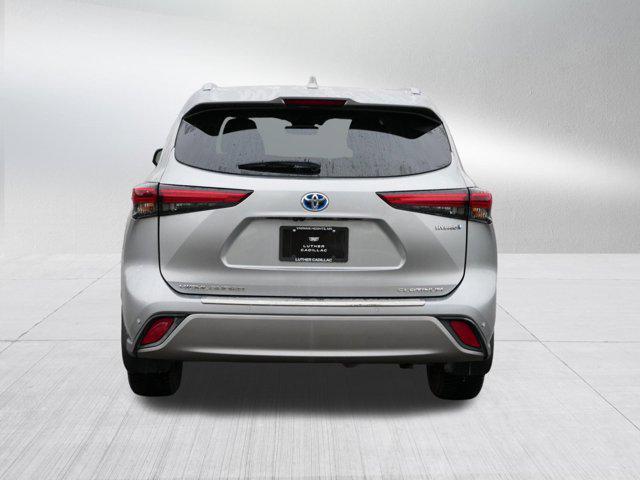 used 2023 Toyota Highlander Hybrid car, priced at $45,397