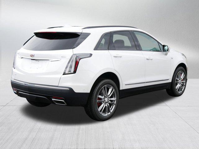 new 2025 Cadillac XT5 car, priced at $55,725