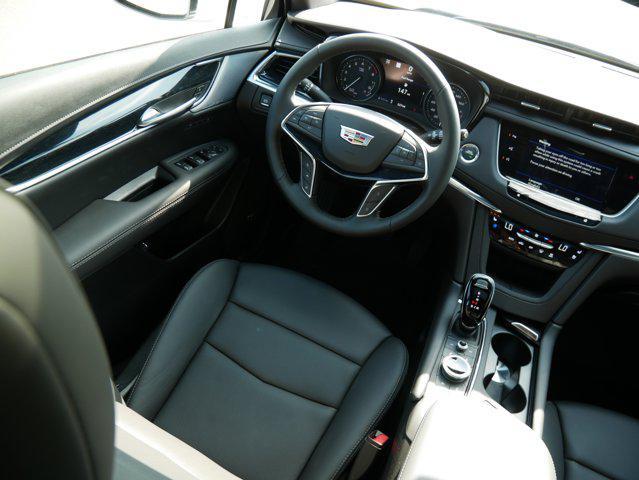 new 2025 Cadillac XT5 car, priced at $60,515