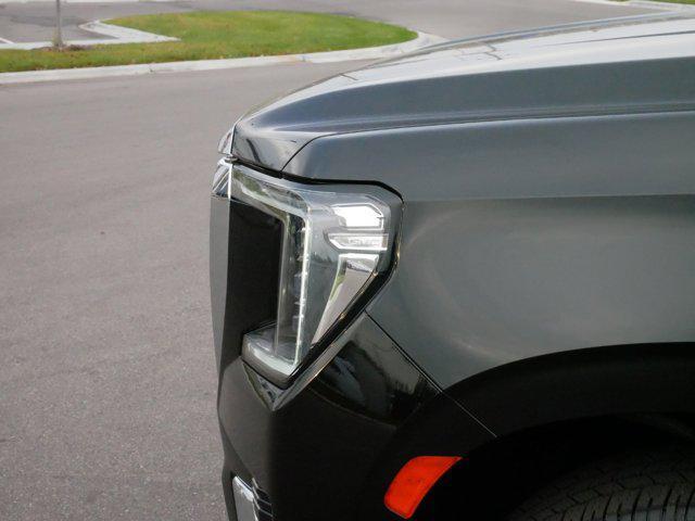 used 2022 GMC Yukon XL car, priced at $45,497