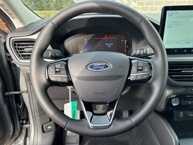 new 2025 Ford Escape car, priced at $40,889