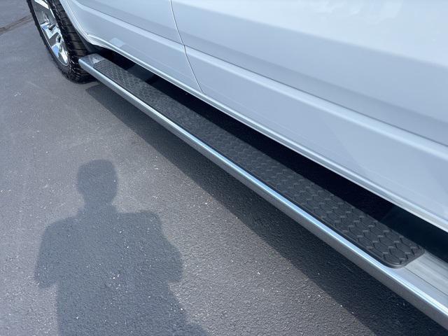 used 2022 Ram 1500 car, priced at $37,672