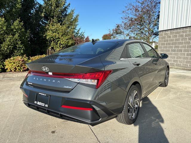 new 2025 Hyundai Elantra car, priced at $27,195