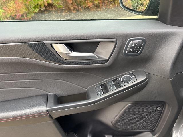 used 2023 Ford Escape car, priced at $29,907