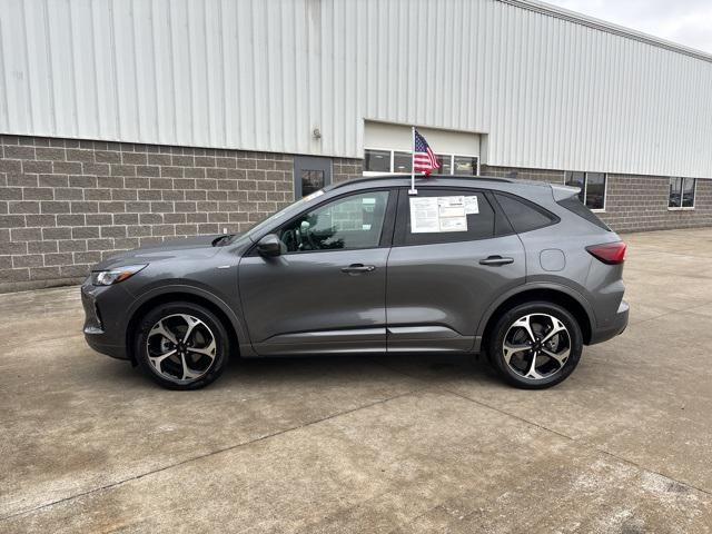 used 2023 Ford Escape car, priced at $29,907