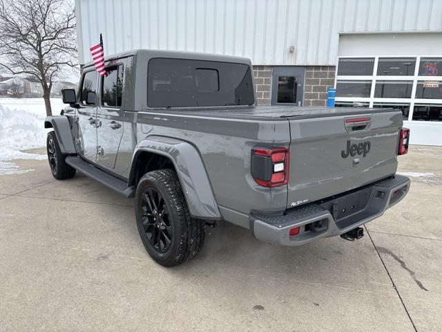 used 2022 Jeep Gladiator car, priced at $38,141