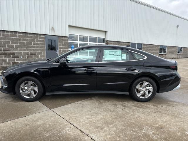 new 2025 Hyundai Sonata car, priced at $28,355