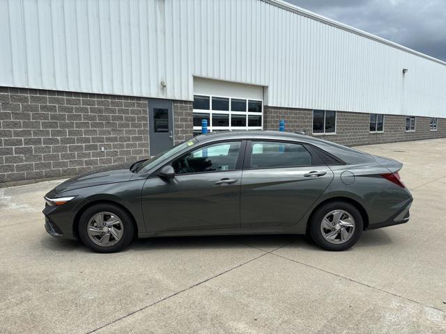 new 2025 Hyundai Elantra car, priced at $23,580