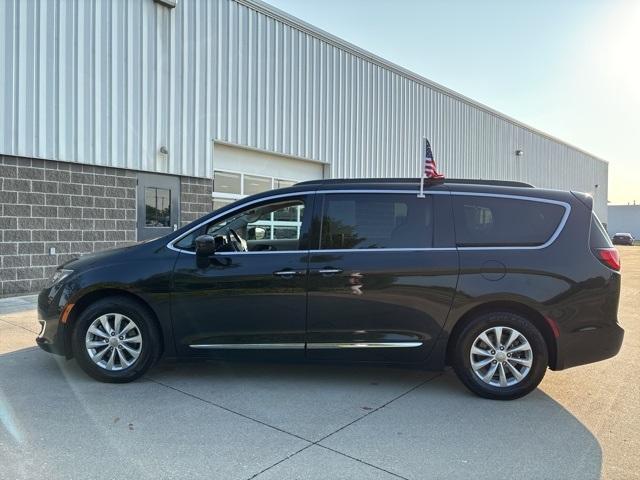 used 2017 Chrysler Pacifica car, priced at $16,690