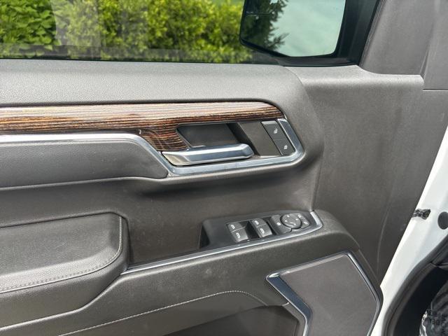used 2023 GMC Sierra 1500 car, priced at $43,846