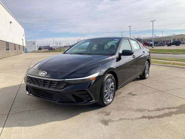 new 2024 Hyundai Elantra car, priced at $24,500