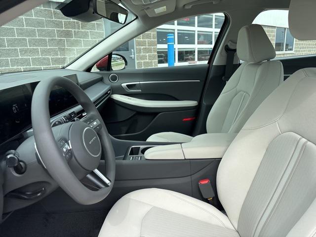 new 2025 Hyundai Sonata car, priced at $30,472