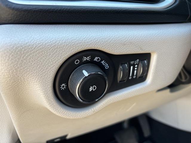 used 2019 Chrysler Pacifica car, priced at $20,974