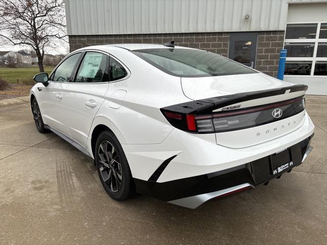 new 2025 Hyundai Sonata car, priced at $31,425