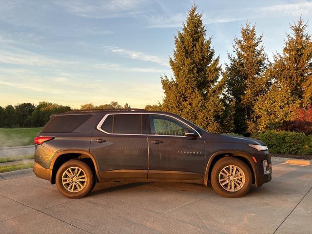 used 2022 Chevrolet Traverse car, priced at $28,950