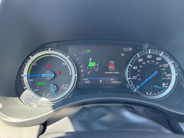 used 2020 Toyota Highlander Hybrid car, priced at $31,916