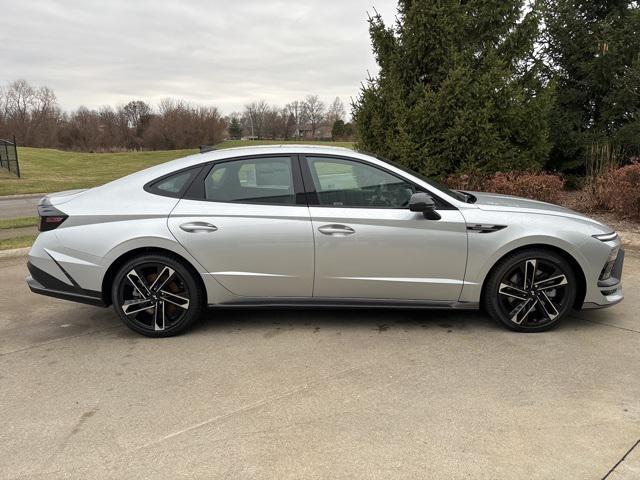 new 2025 Hyundai Sonata car, priced at $36,915