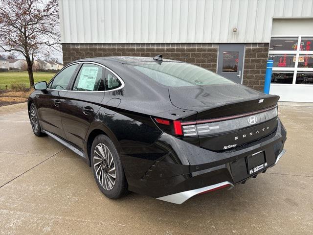 new 2025 Hyundai Sonata Hybrid car, priced at $38,810