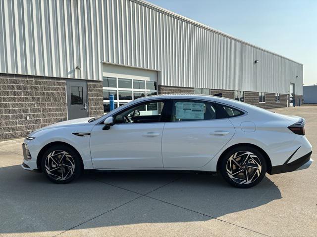 new 2024 Hyundai Sonata car, priced at $30,443