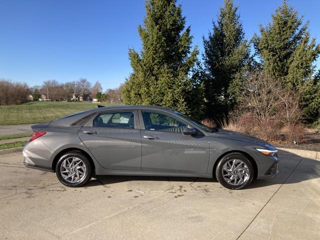 new 2024 Hyundai Elantra car, priced at $23,999