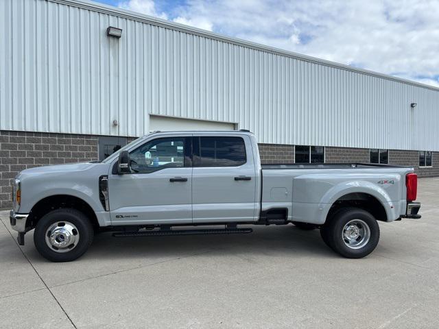 new 2025 Ford F-350 car, priced at $70,865