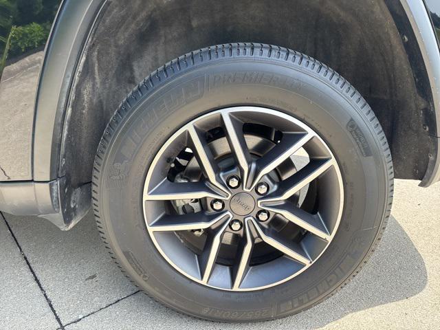 used 2021 Jeep Grand Cherokee car, priced at $28,960