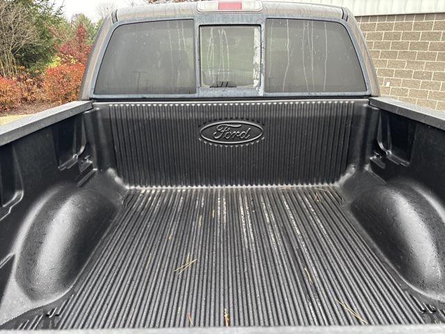 used 2005 Ford F-150 car, priced at $7,500