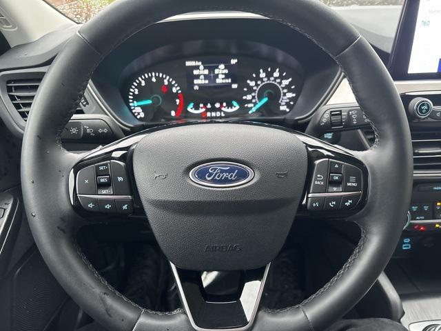 used 2022 Ford Escape car, priced at $23,957