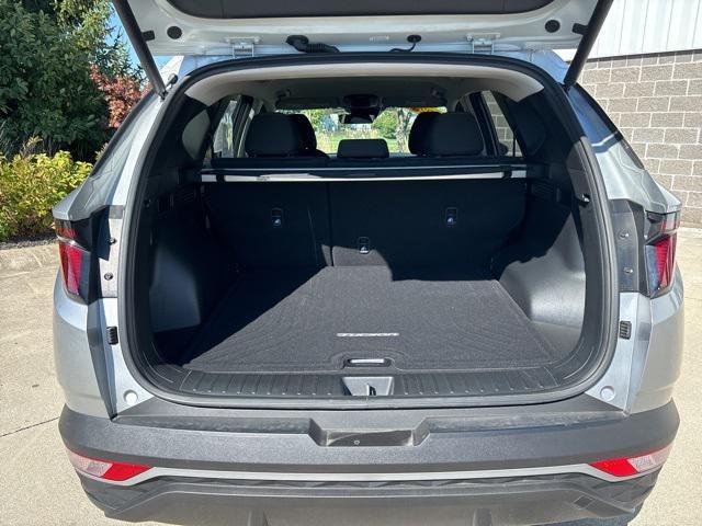 used 2024 Hyundai TUCSON Hybrid car, priced at $28,980