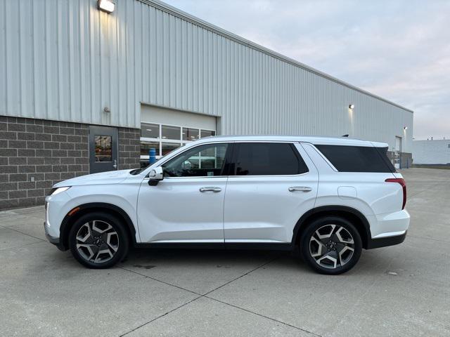 used 2024 Hyundai Palisade car, priced at $42,900