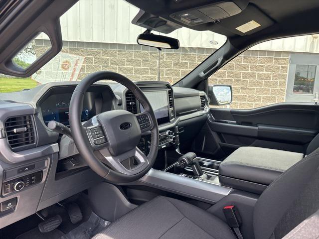 new 2025 Ford F-150 car, priced at $52,648