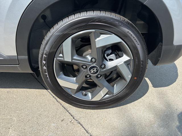 new 2025 Hyundai Venue car, priced at $23,355