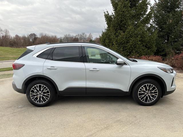 new 2025 Ford Escape car, priced at $40,889