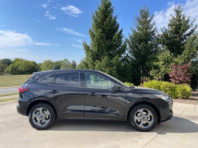 new 2024 Ford Escape car, priced at $33,108