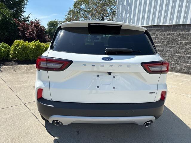 new 2025 Ford Escape PHEV car, priced at $33,301