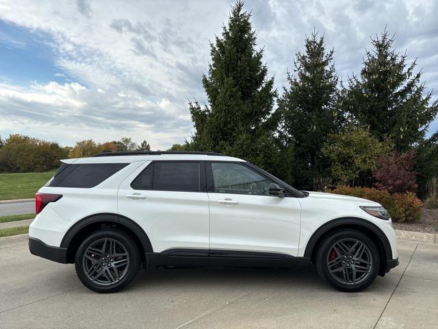 new 2025 Ford Explorer car, priced at $60,590