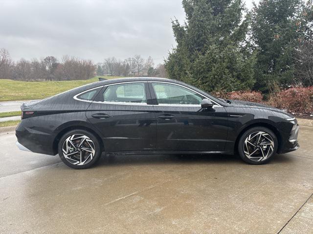 new 2025 Hyundai Sonata car, priced at $32,520