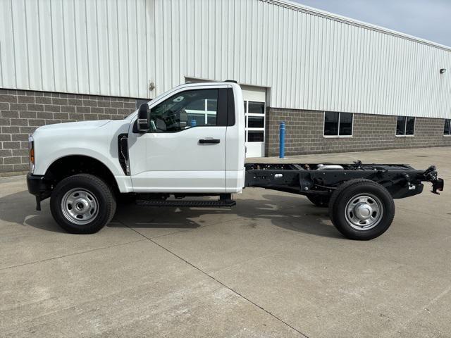 new 2024 Ford F-350 car, priced at $48,521