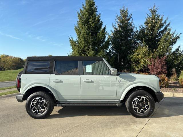 new 2024 Ford Bronco car, priced at $51,632