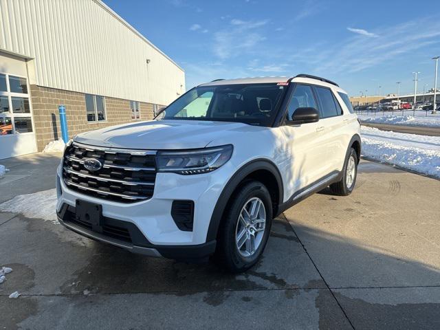 new 2025 Ford Explorer car, priced at $41,356