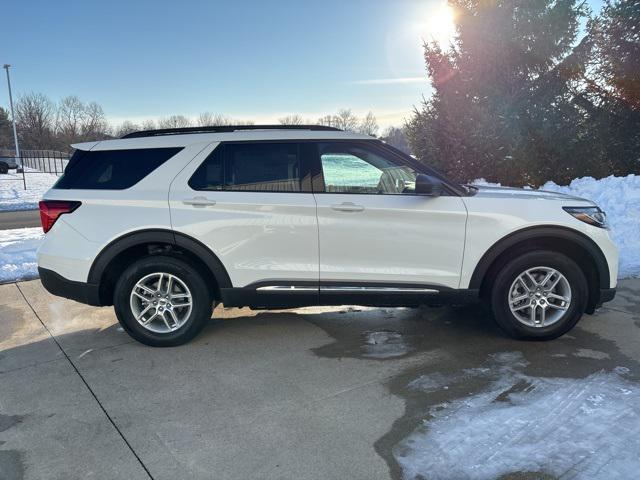 new 2025 Ford Explorer car, priced at $41,356