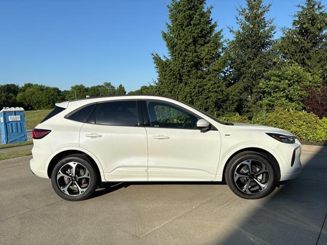 new 2024 Ford Escape car, priced at $39,012