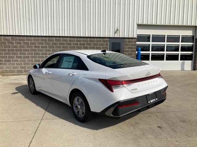 new 2024 Hyundai Elantra car, priced at $23,545