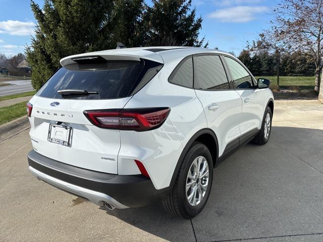 new 2025 Ford Escape car, priced at $30,907