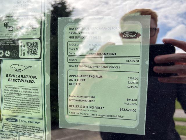 new 2025 Ford Mustang Mach-E car, priced at $39,894