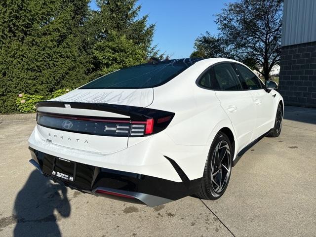 new 2024 Hyundai Sonata car, priced at $30,455